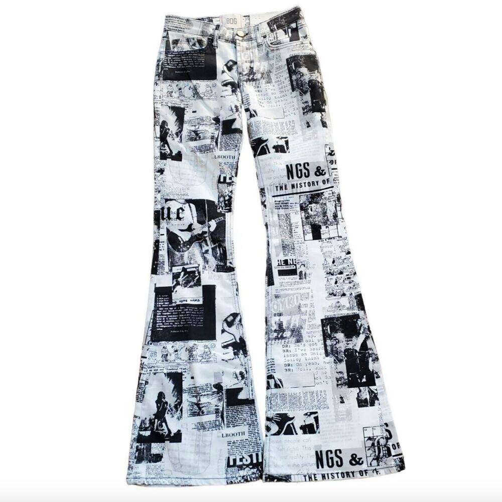BDG Women's Low Rise Flare Newspaper Printed Denim Jeans Size 26 - Picture 3 of 8